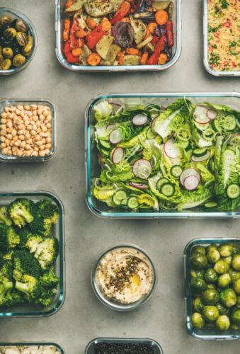Hoe stel je een compleet vegetarisch voedingsschema samen voor sporters?