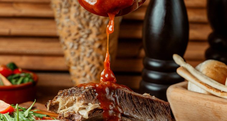 Barbecuesaus zelf maken: 5 recepten van zoet tot pittig