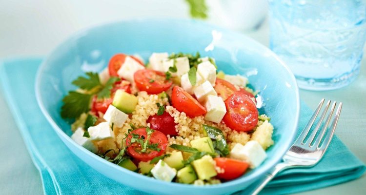 Couscoussalade: zo maak je een frisse en smaakvolle salade